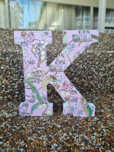 Free standing letters